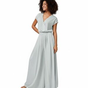 Halara Size M V Neck Short Sleeve Waffle Flowy Leg Jumpsuit Frost Gray